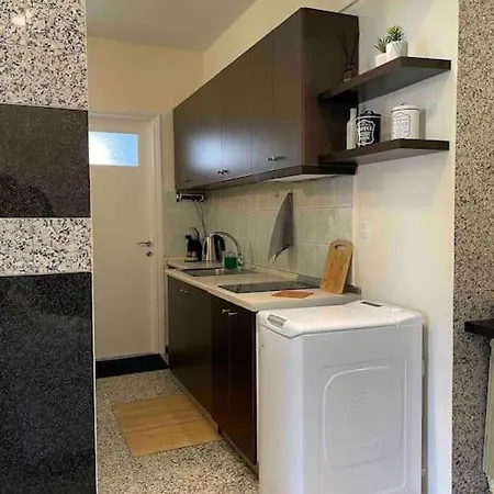 Modern 2 Bedroom In Corfu Town 아파트 *