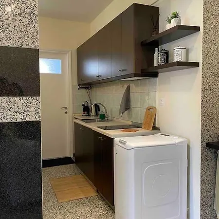 Modern 2 Bedroom In Corfu Town 아파트