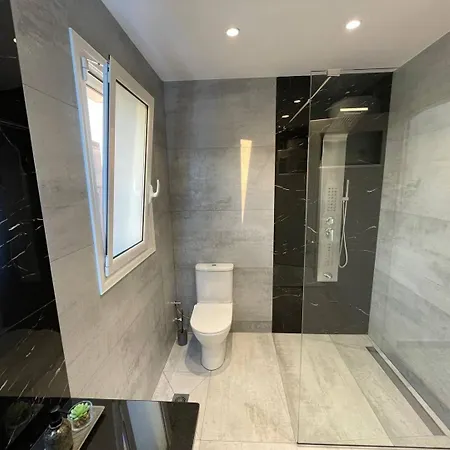 Modern 2 Bedroom In Corfu Town